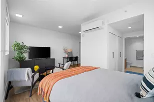 650 SW 1st St, Miami, FL 33130 - Photo 6