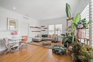 935 10th St, Miami Beach, FL 33139 - Photo 2