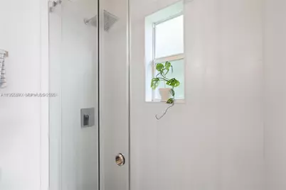 935 10th St #3, Miami Beach, FL 33139 - Photo 14