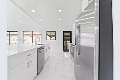 2500 SW 23rd Ter, Miami, FL 33145 - Photo 6