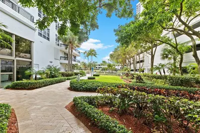 3500 Mystic Pointe Dr #1007, Aventura, FL 33180 - Photo 30