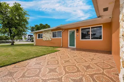 19102 NW 33rd Pl #19102, Miami Gardens, FL 33056 - Photo 4