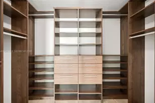 650 NE 32nd St, Miami, FL 33137 - Photo 26