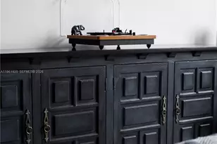 770 Claughton Island Dr, Miami, FL 33131 - Photo 16