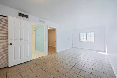 1261 SE 31st Ct #102-53, Homestead, FL 33035 - Photo 6