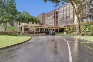 2814 N 46th Ave, Hollywood, FL 33021 - Photo 2