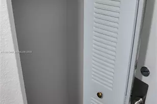 10820 SW 200th Dr, Cutler Bay, FL 33157 - Photo 8