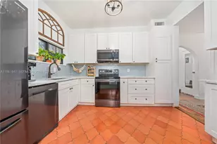 813 NE 81st St, Miami, FL 33138 - Photo 26