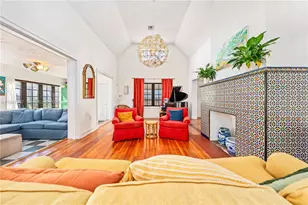 813 NE 81st St, Miami, FL 33138 - Photo 20