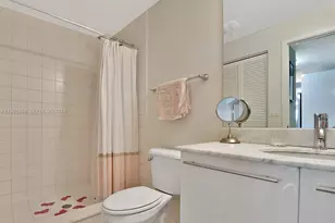 888 Biscayne Blvd, Miami, FL 33132 - Photo 16