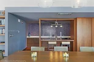 335 S Biscayne Bl, Miami, FL 33131 - Photo 36