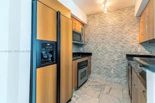 335 S Biscayne Bl, Miami, FL 33131 - Photo 14