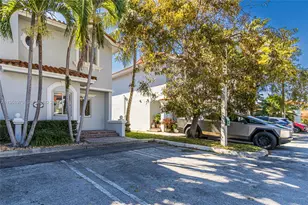 11647 NE 18th Dr, North Miami, FL 33181 - Photo 36