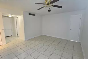 9480 Tangerine Pl, Davie, FL 33324 - Photo 6