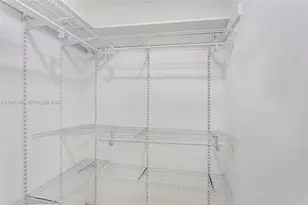 3241 NE 17th Ave, Oakland Park, FL 33334 - Photo 18