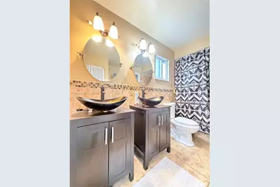 9425 NW 46th St, Sunrise, FL 33351 - Photo 34