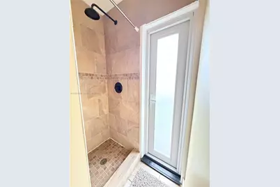 9425 NW 46th St, Sunrise, FL 33351 - Photo 48