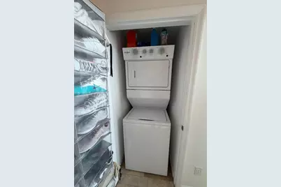 60 SW 13th St #1107, Miami, FL 33130 - Photo 10