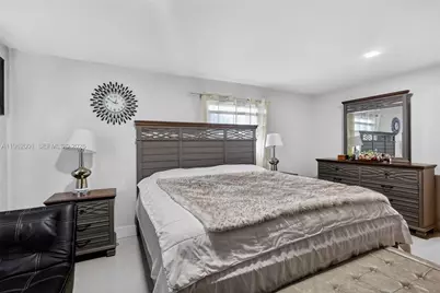 16832 NW 52nd Ave, Miami Gardens, FL 33055 - Photo 24