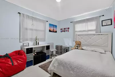 16832 NW 52nd Ave, Miami Gardens, FL 33055 - Photo 28