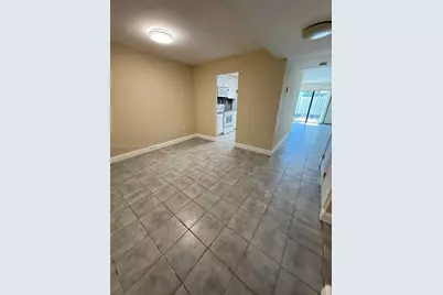 3326 Farragut St #6D, Hollywood, FL 33021 - Photo 4