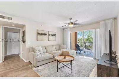 1150 Wildwood Lakes Blvd #203, Naples, FL 34104 - Photo 6