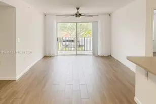 1150 Wildwood Lakes Blvd, Naples, FL 34104 - Photo 10