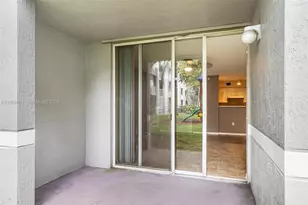 11133 SW 8th St, Pembroke Pines, FL 33025 - Photo 10