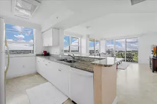 19501 W Country Club Dr, Aventura, FL 33180 - Photo 10