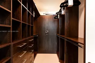 15901 Collins Ave, Sunny Isles Beach, FL 33160 - Photo 14