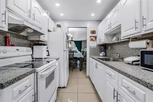 2649 NW 48th Terrace, Lauderdale Lakes, FL 33313 - Photo 6