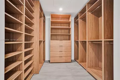 470 Petersburg Ter, Plantation, FL 33325 - Photo 20