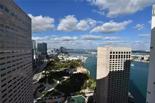 325 S Biscayne Blvd, Miami, FL 33131 - Photo 14