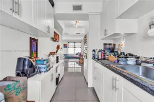 8550 Byron Ave, Miami Beach, FL 33141 - Photo 16