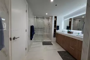 20191 E Country Club Dr, Aventura, FL 33180 - Photo 22