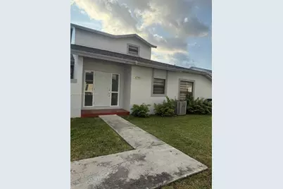 6793 SW 152nd Pl #47-93, Miami, FL 33193 - Photo 2