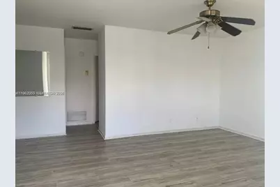 637 NE 6th Ct #K, Boynton Beach, FL 33435 - Photo 2