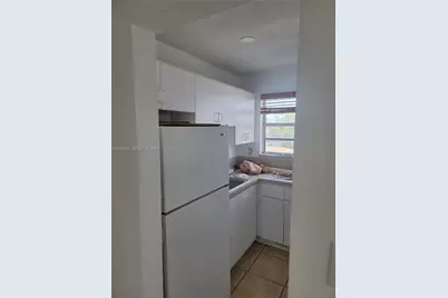 2150 Bay Dr #11, Miami Beach, FL 33141 - Photo 4