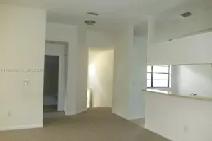 12030 NW 11th St, Pembroke Pines, FL 33026 - Photo 6