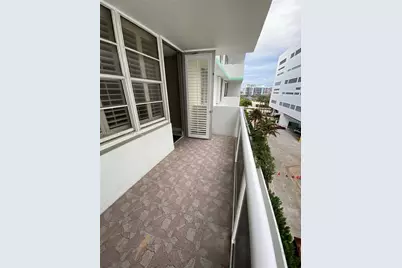 3725 S Ocean Dr #607, Hollywood, FL 33019 - Photo 4