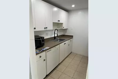 14311 N Kendall Dr #402A, Miami, FL 33186 - Photo 2