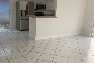 10304 SW 139th Pl, Miami, FL 33186 - Photo 12