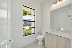 1427 SW 23rd St, Fort Lauderdale, FL 33315 - Photo 12