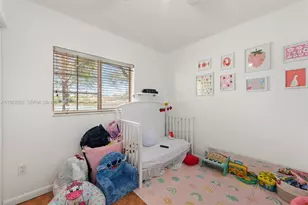 3660 N 56th Ave, Hollywood, FL 33021 - Photo 14