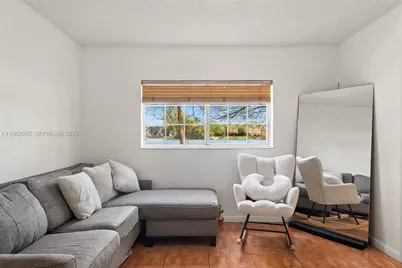 3660 N 56th Ave #602, Hollywood, FL 33021 - Photo 4