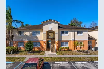 3660 N 56th Ave #602, Hollywood, FL 33021 - Photo 2