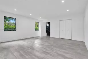470 Petersburg Terrace, Plantation, FL 33325 - Photo 18