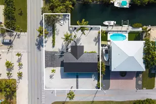 30368 Killdeer Ln, Big Pine, FL 33043 - Photo 1