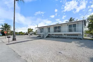 30368 Killdeer Ln, Big Pine, FL 33043 - Photo 12