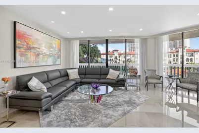 2000 Island Blvd #401, Aventura, FL 33160 - Photo 4